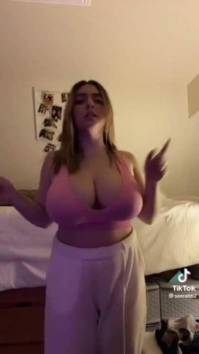seerahb2 🍒🤯