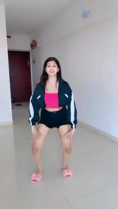 Prachi Kadam Video - April 15,2022