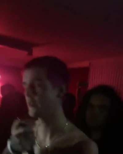 I ain't trippin, I'm just keepin it real...