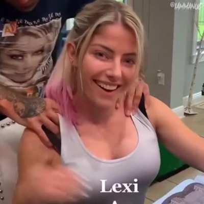 Alexa Bliss looking stacked 😍👀