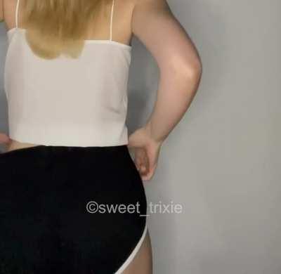 [BA] Can I sit on your face? :*