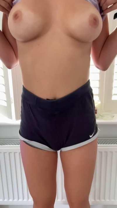 My tits bouncing in slow motion. Enjoy