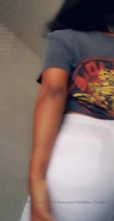 Ch@nelfoxx 🔥 Link in comment