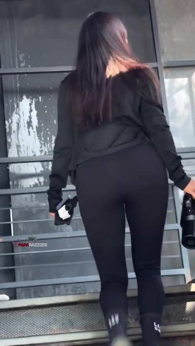 Prakriti Pavani 🍑