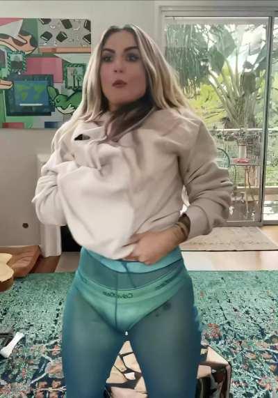 Jojo Levesque with an accidental flash!