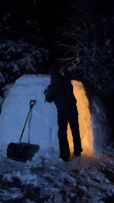 Welcome to igloo in Alaska!
