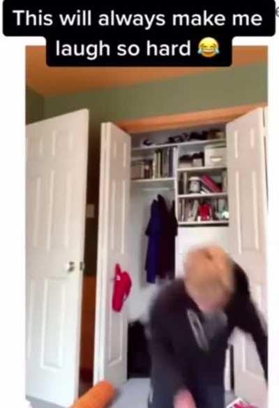 To use a rubber band.