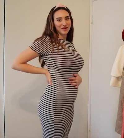 Abby Shapiro getting thicker in the right places