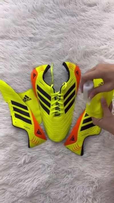 Turning football boots into a tank top?