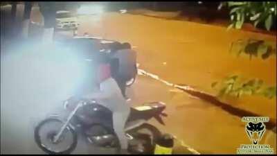 Argentinian Driver Uses Car To Escape Ambush