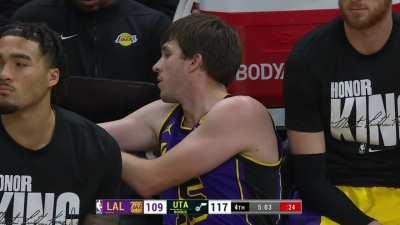 [Highlight] Austin Reaves gets his 6th foul of the game vs. the Jazz, with 5 minutes remaining in the 4th quarter (with replays). Reaves and Sexton are nearly perfectly synced when they get help to get up the floor.