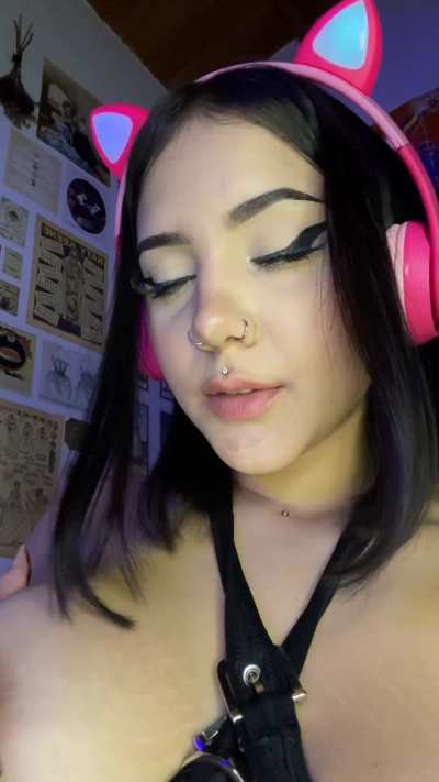 Deleting in 12hrs!! everyone who upvotes + comments gets a free vid :) (yes i'm serious)