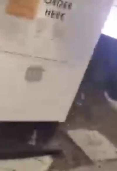 Travis Scott burger is a light 6/10