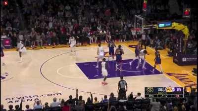 [Highlight] Anthony Davis tweaks his back after getting the tip in