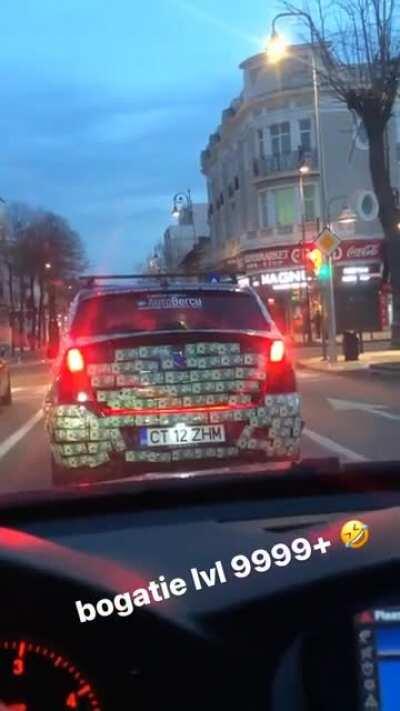 Cum dublezi pretul unui Logan