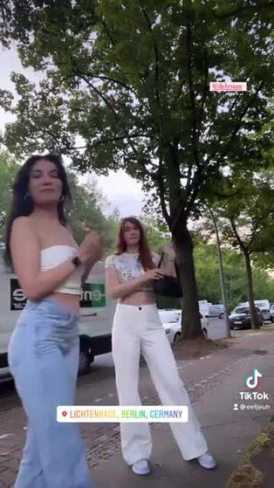 Outfit check with friend