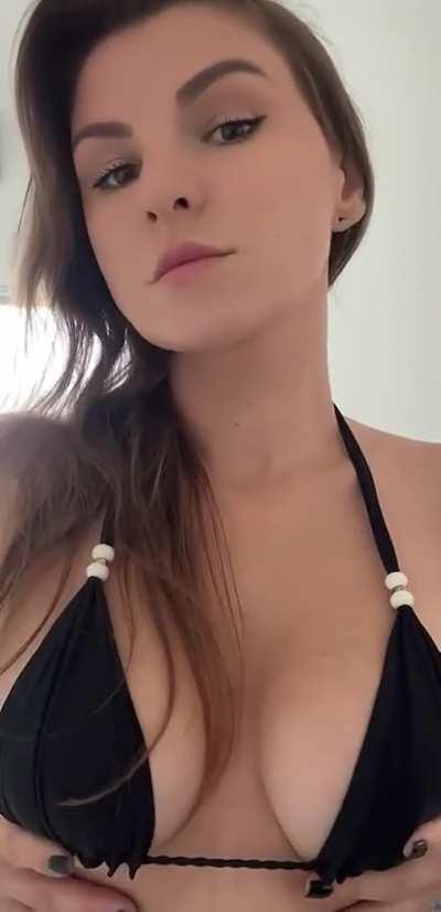 I really need a nice cock to fuck me raw