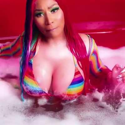 Nicki Minaj Showing Her Goodies