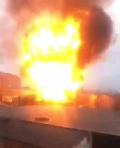 Gas tank warehouse fire, Moscow, October 2, 2020