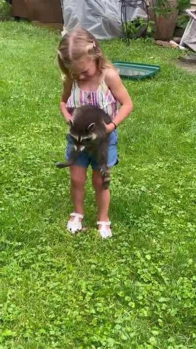 Trash Friend. Best Friend