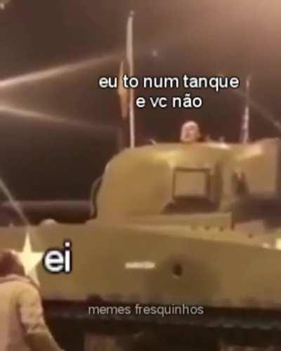 Sai do tanque😡😡😡