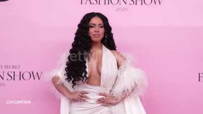 Asia Monet at the 2025 Victoria's Secret Fashion Show held at Steiner Studios on 10-15-25 in New York, New York Video 2
