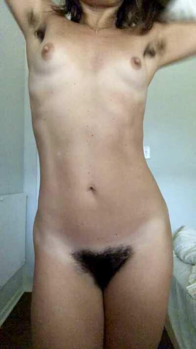 Southern Cutie with a FAT ASS ✨ HAIRY PUSSY ✨ PERKY TITTIES ✨ PREMADE VIDEOS 💦 CUSTOMS 💦 GFE 💦 FETISH FRIENDLY 💦 PANTIES 💦 Details in comments 😘 [pic] [vid] [pty] [fet] [sct] [pss] [oth]