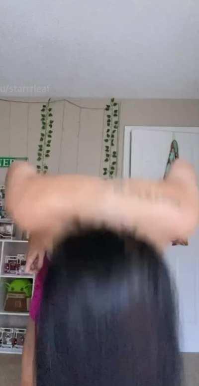 Do you like girls with long dark hair? Would you like to have it wrapped in your fist?? If yes = sub to my fan page and DM me all about it 😏