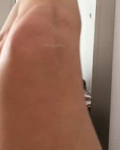 thats a nice 🍒pose🔥