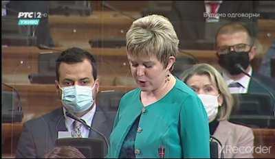 Orgijanje u skupstini