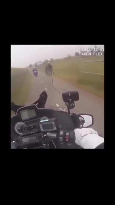 Consumer Scooter VS BMW Motorrad