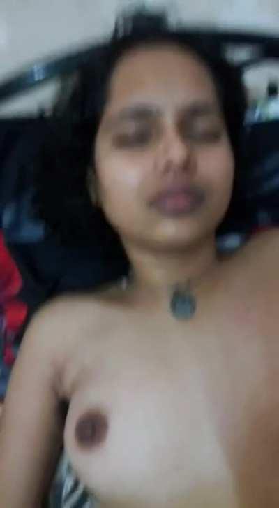 EXTREMELY HORNY BABE GET HER PUSSY FUCKED BY HER BOYFRIEND [MUST WATCH] [LINK IN COMMENT]💦💦