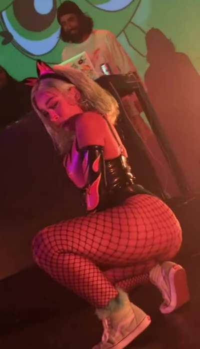 A Doja Cat concert would be fun to see live