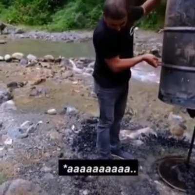 WCGW cooking meat in bonfire