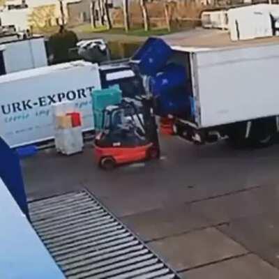 WCGW Loading multiple crates at a time