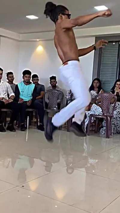 Mike Tension 😩💪🏻