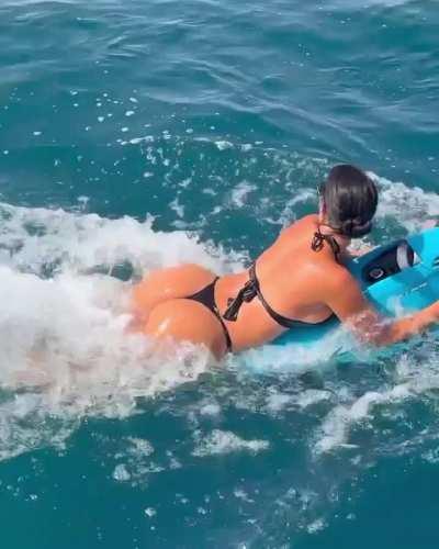 yaah Georgina should never stop over and over more 🍑