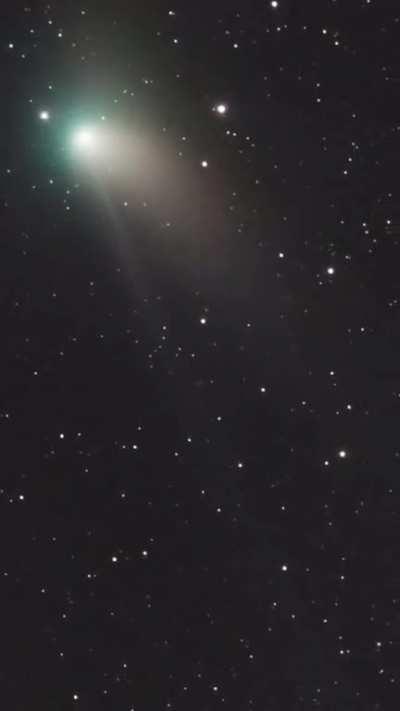 Comet C/2022 E3 (ZTF) - timelapse of ion tail disconnection