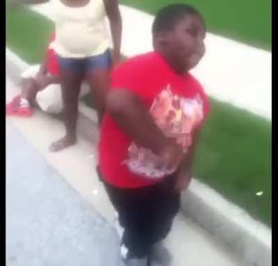 Doboys getting forced to dance so chat don’t go in sub mode