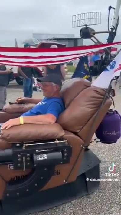 Typical American male. Be scared, Europoors!