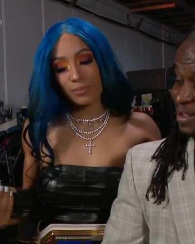 Sasha banks part 2 💙💙