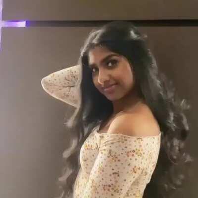 Rachel is actually really cute! I can see why she won teen Miss India