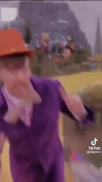 Our overlooker is coming back 🙌 😍 😎 👏 🙏 🤗