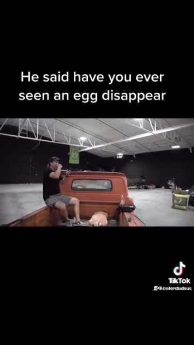 Never seen it done that way before (TikTok: hunterdudsus)