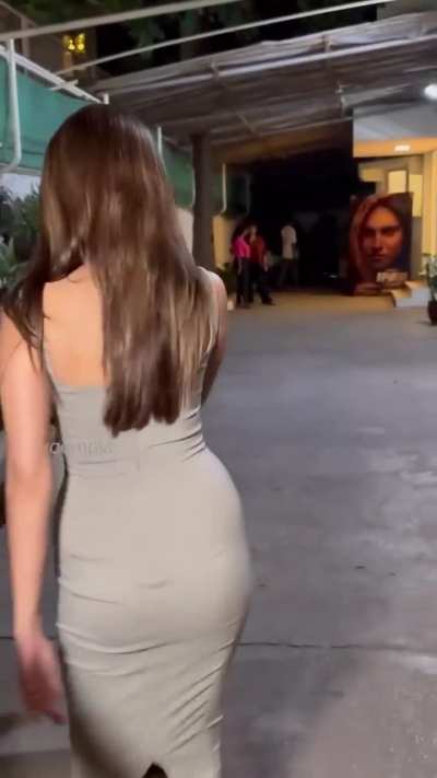 Tara sutaria 🩶✨️