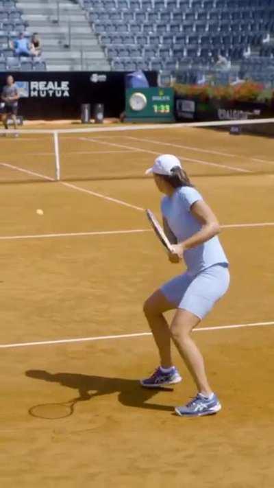 So tight Iga 🥹🍑