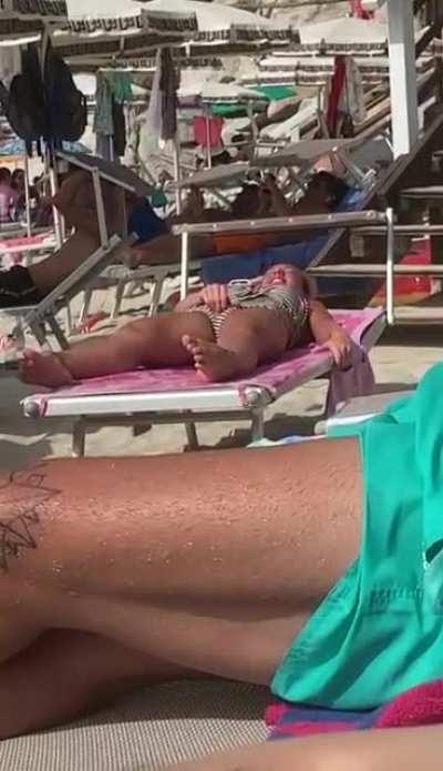 Damn these toes curling like curly fries