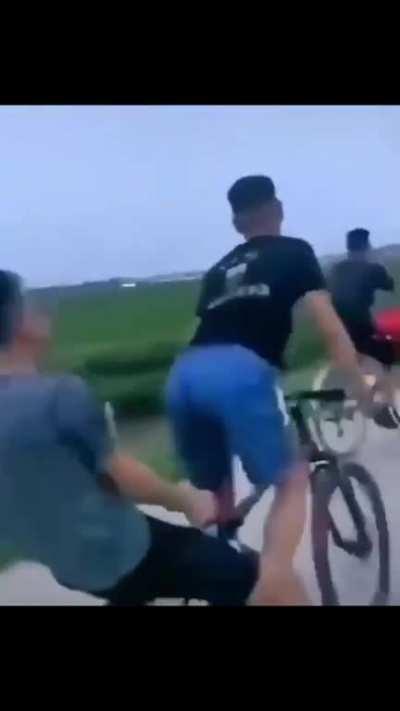 trying to ride a bike with schlatt