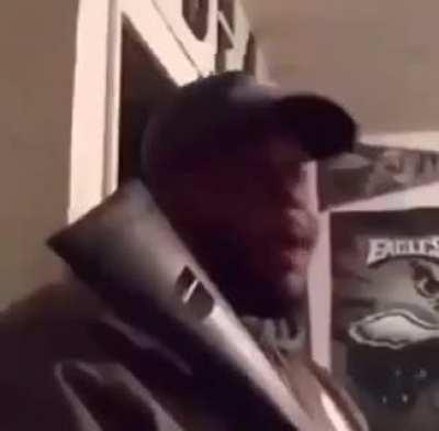 tenho danos mentais até hoje