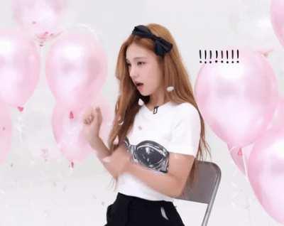 Yeji being her usual cute and sexy self ...